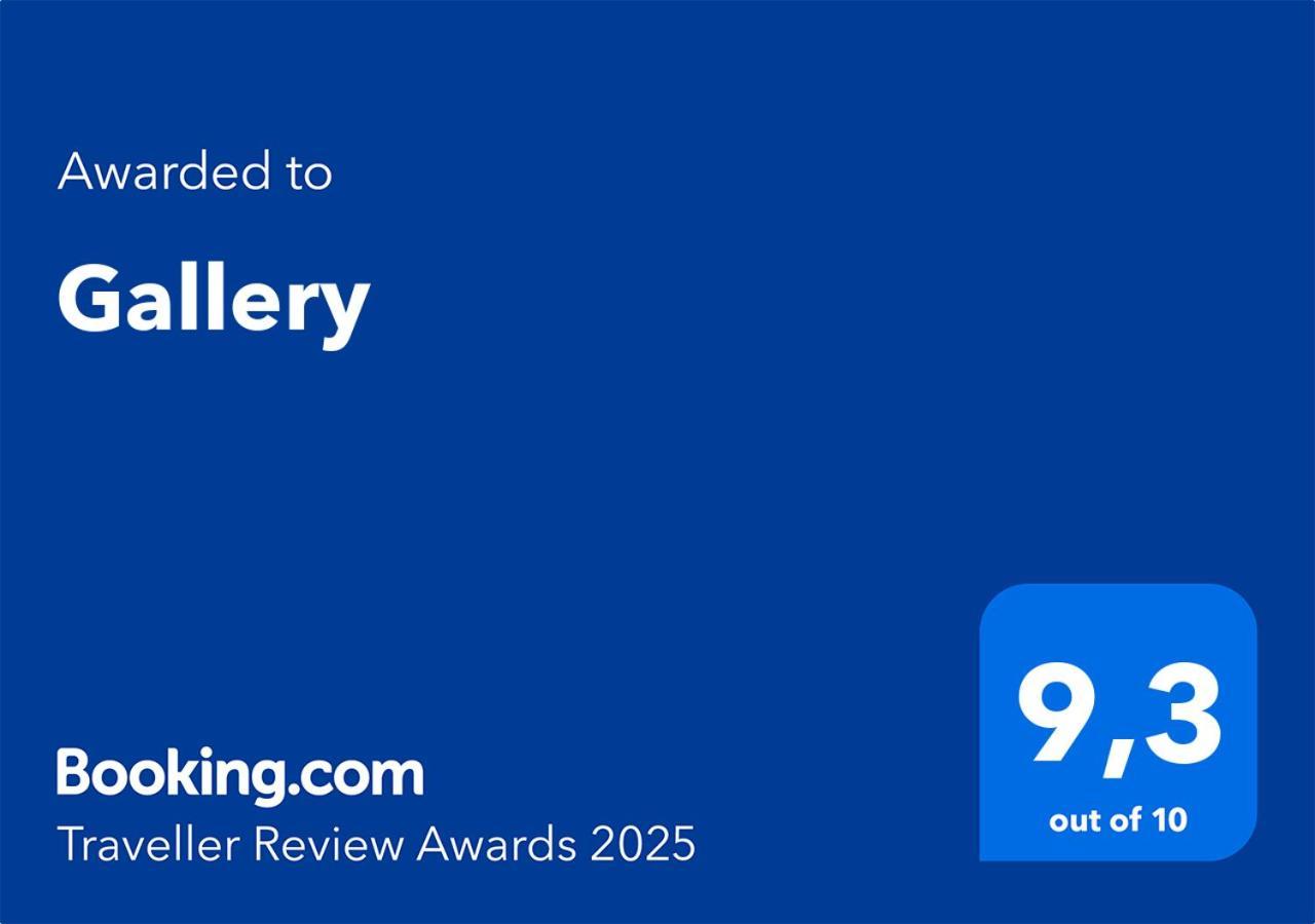 אמוליאני Gallery מראה חיצוני תמונה